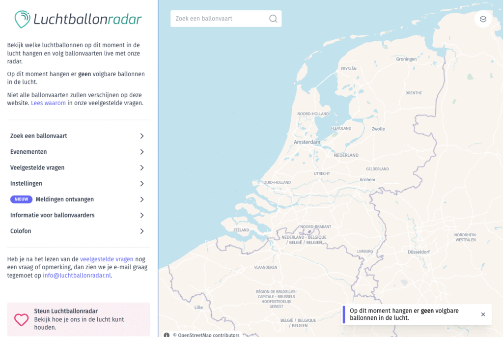 Screenshot van de Luchtballonradar website met een interactieve kaart van Nederland en België waarop luchtballonnen live gevolgd kunnen worden